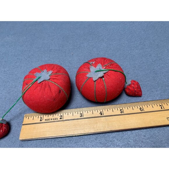Vintage Tomato & Strawberry Pin Cushions Set - Picture 6 of 8